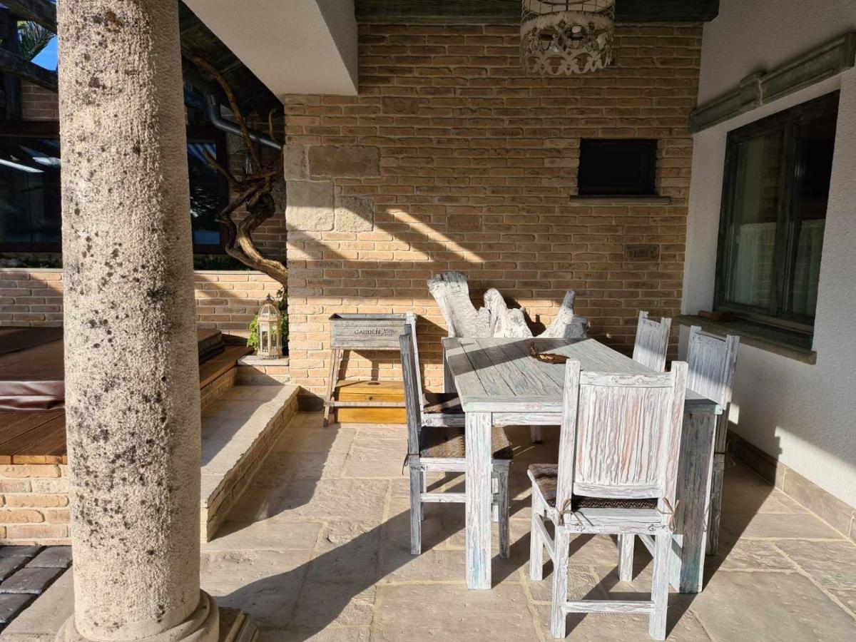 Resident Wellness Vendeghaz Bekescsaba Apartment Екстериор снимка