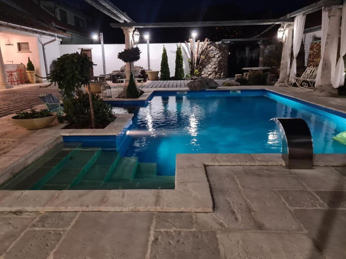 Resident Wellness Vendeghaz Bekescsaba Apartment Екстериор снимка