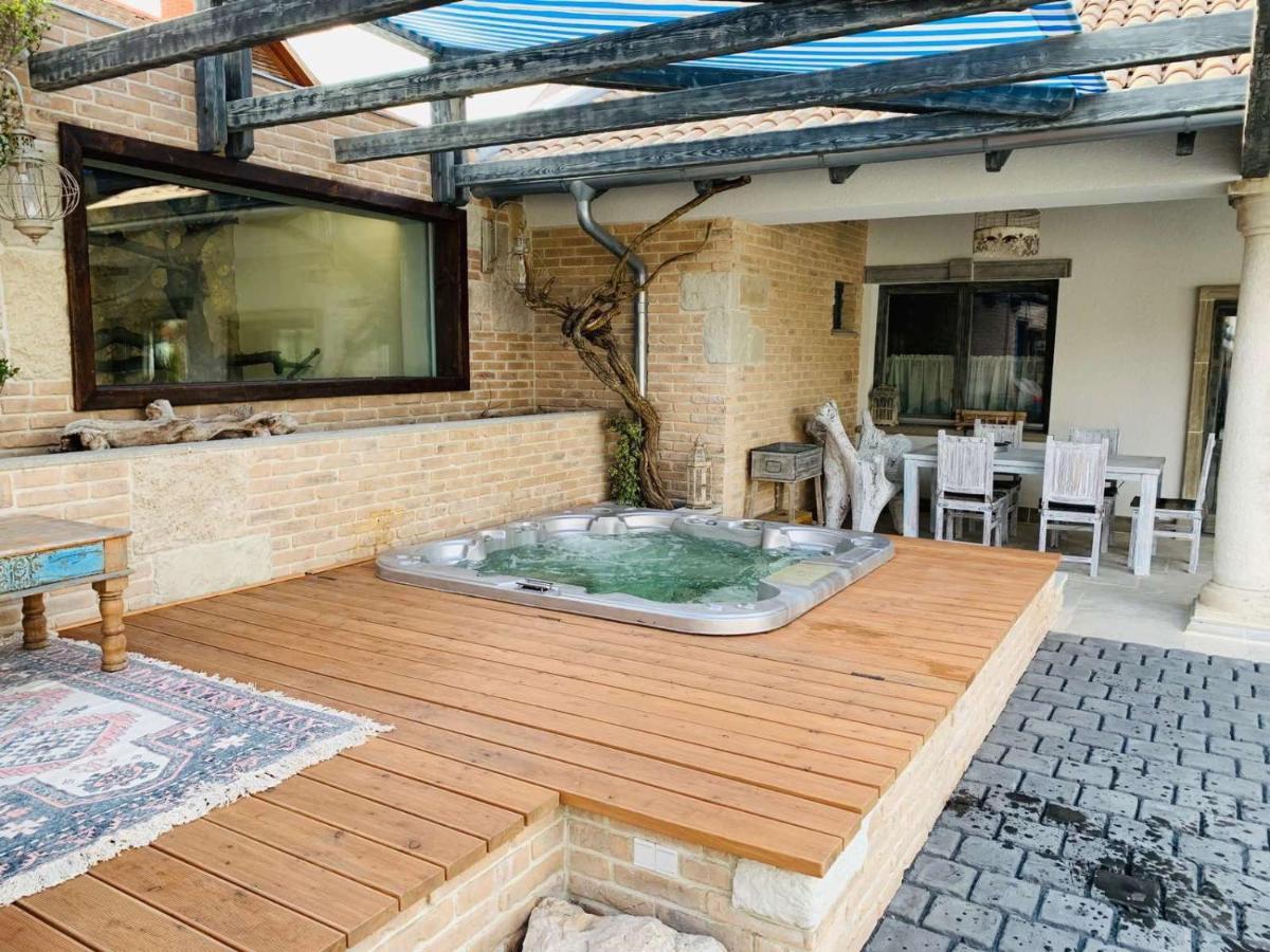 Resident Wellness Vendeghaz Bekescsaba Apartment Екстериор снимка